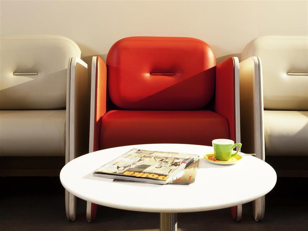 Ibis Styles Nantes Centre Place Graslin Exterior photo