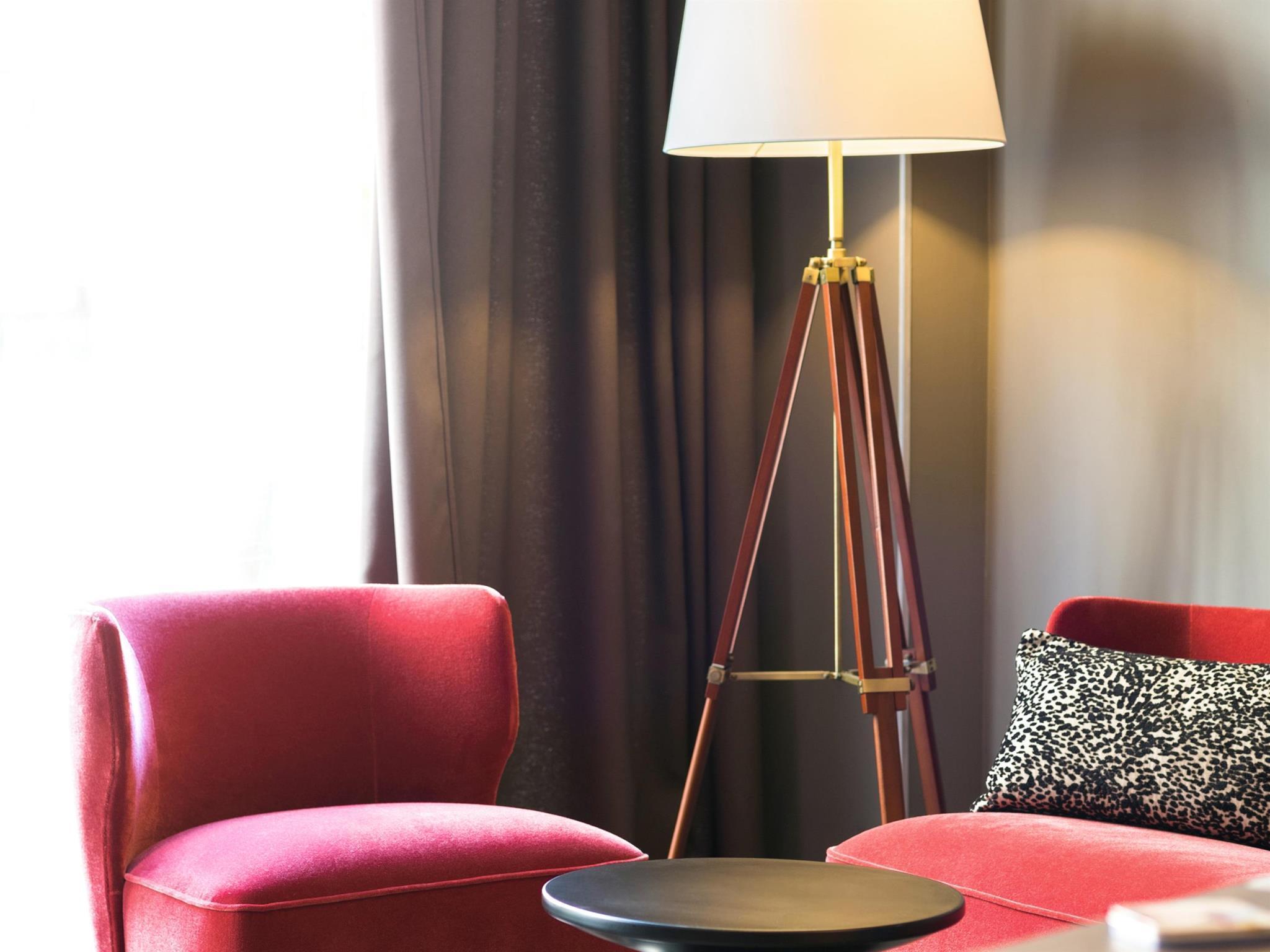 Ibis Styles Nantes Centre Place Graslin Exterior photo